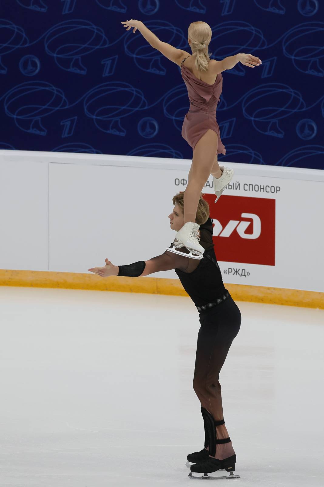 Rus Artistik Buz Pateni Grand Prix'den kareler 29