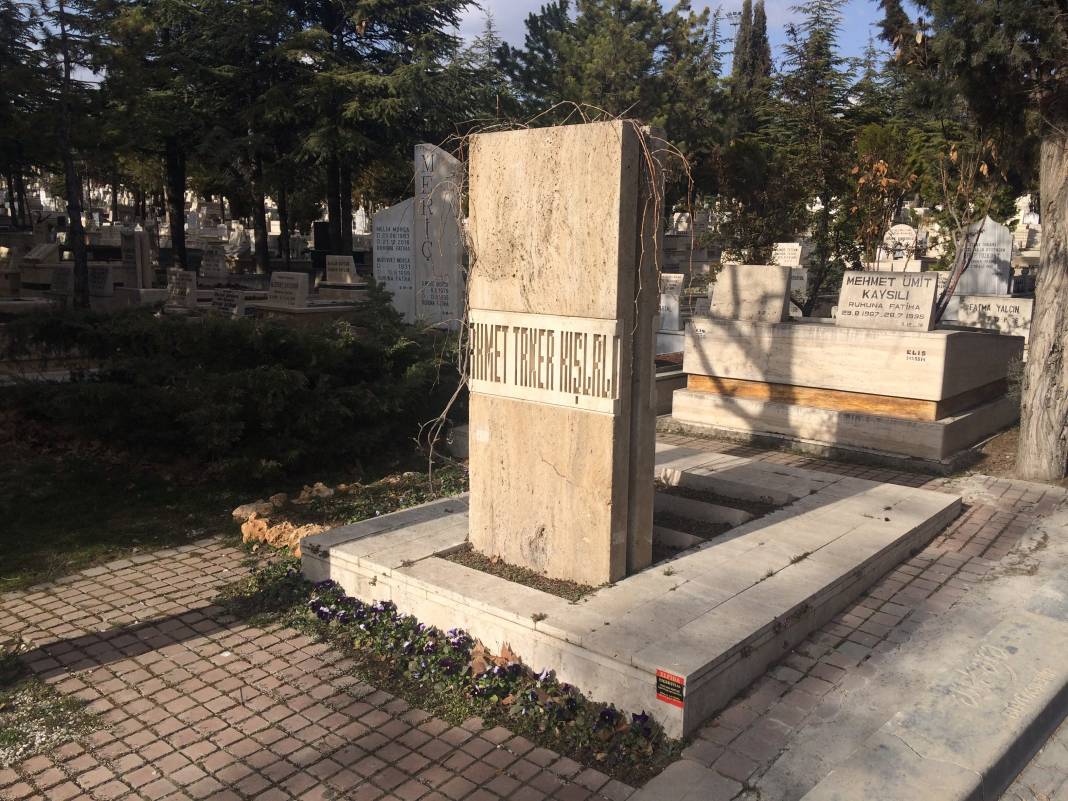 Ahmet Taner Kışlalı'nın ölümünün 23. yılı: Dönemin siyasilerinin el yazılarıyla Kışlalı mesajları 16