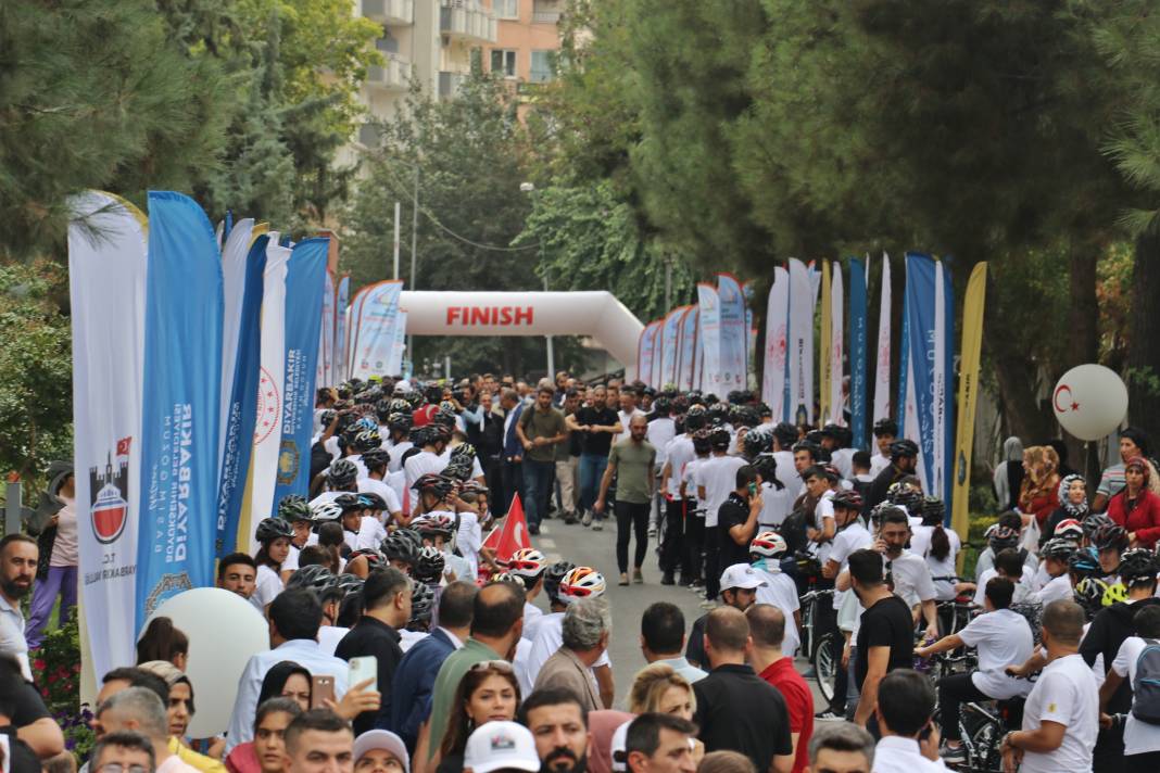 Diyarbakır'da bisiklet turu etkinliğine ilgi büyük oldu - Fotoğraf: 4