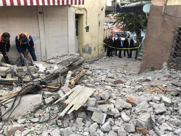 İzmir'de deprem: Yurttaşlar sokağa döküldü 8