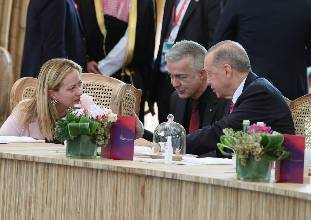 Erdoğan'ın G20 albümü: 4 liderle görüştü 12