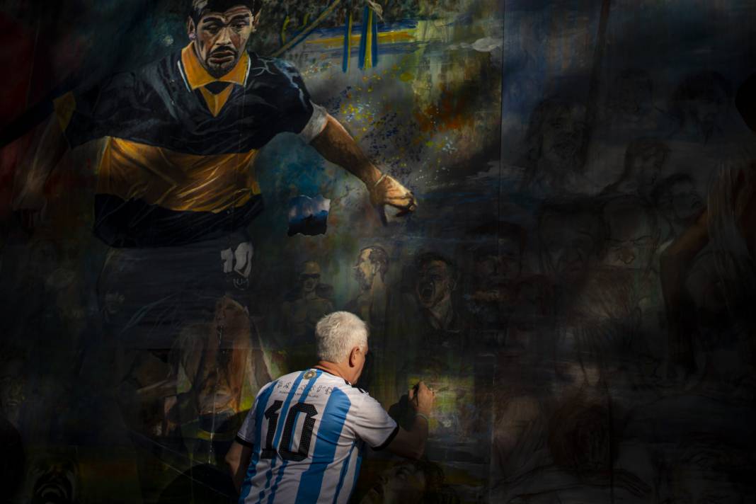 Maradona'nın ikinci ölüm yıldönümü: Resimleri duvara çizildi 15