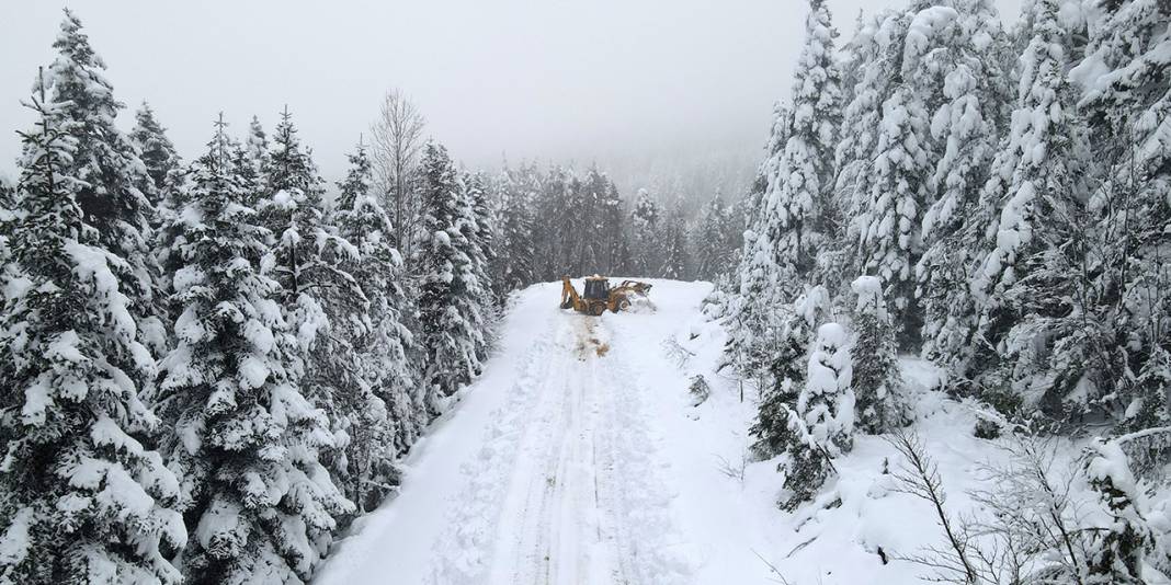 Kastamonu'da kar: 13 köye ulaşım yok 2