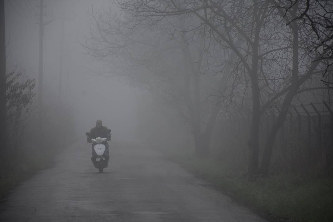 Sakarya, Düzce, Bolu ve Bartın'da göz gözü görmüyor 11