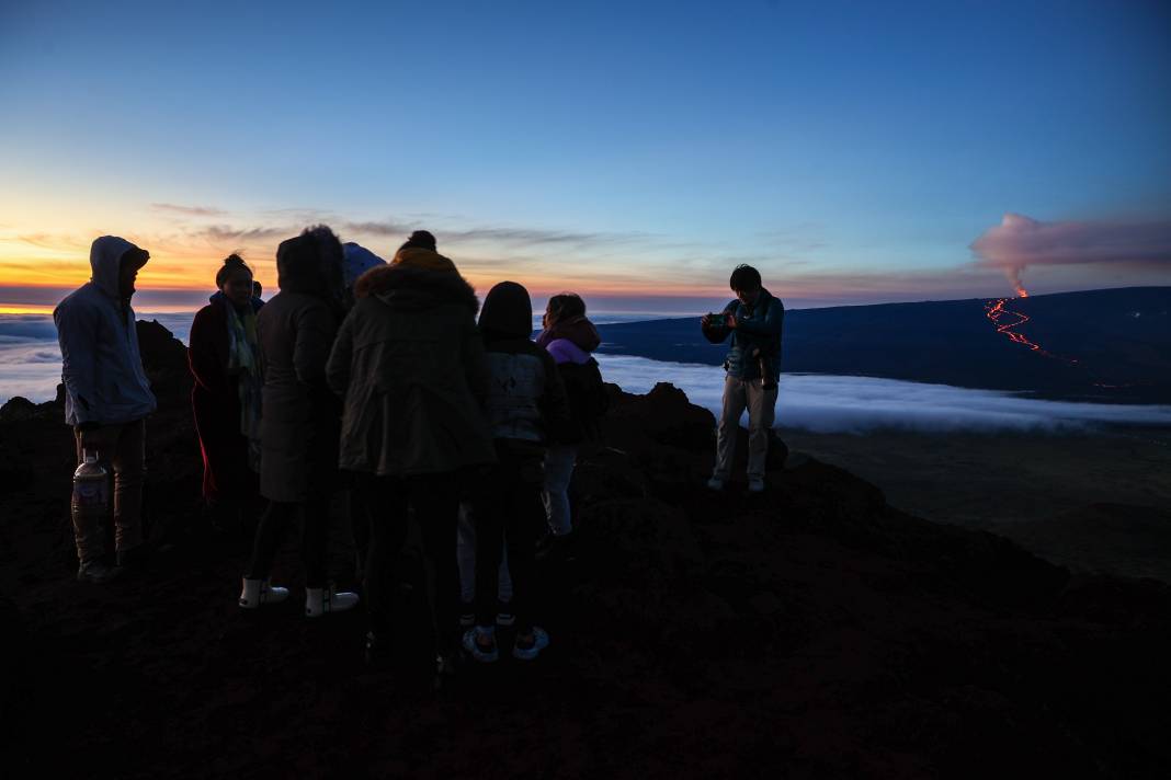 38 yıl sonra harekete geçen Mauna Loa'da gün doğumu 3