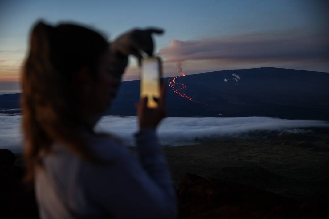 38 yıl sonra harekete geçen Mauna Loa'da gün doğumu 5
