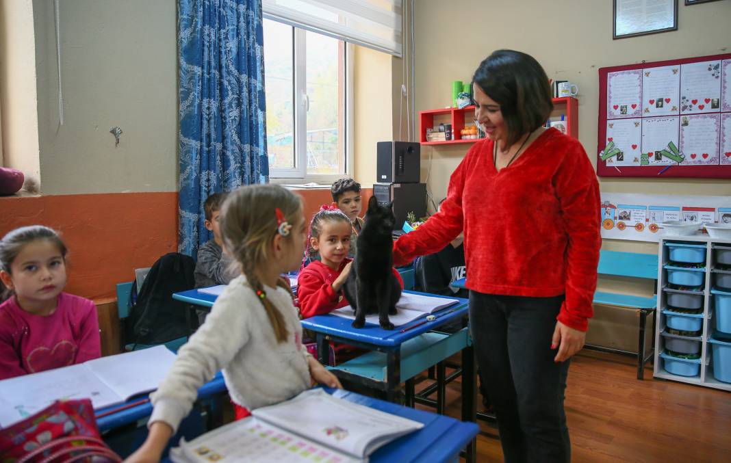 'Patili okul'dan içinizi ısıtacak kareler 18