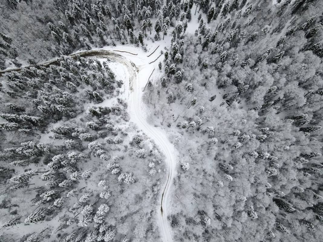 Kastamonu beyaz örtüyle kaplandı 6