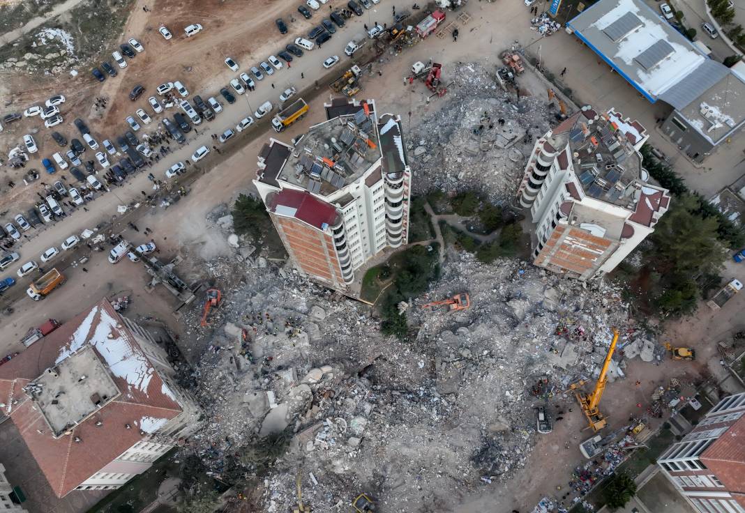 Depremde yıkılan binalardan delil nasıl toplanacak? 9