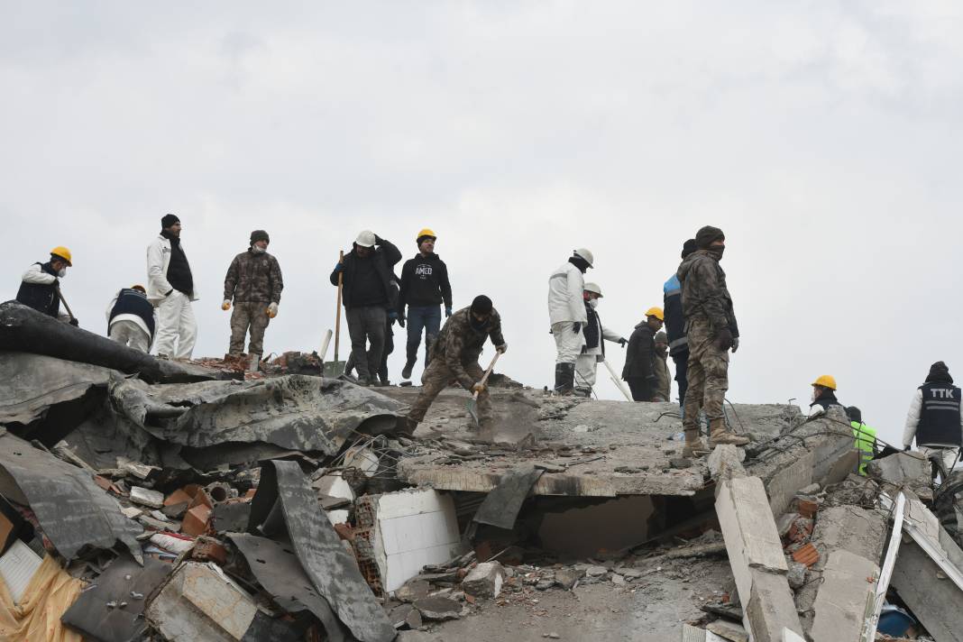 Depremde yıkılan binalardan delil nasıl toplanacak? 7