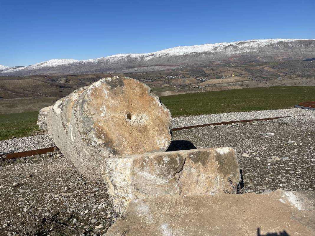 Deprem Nemrut'taki Tokalaşma Sütununu da yıktı 4