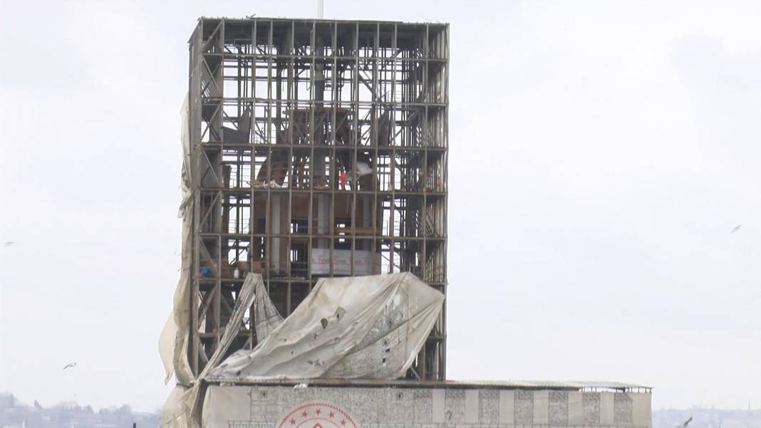 Kız Kulesi'nin brandası düştü: Son hali görüntülendi 3