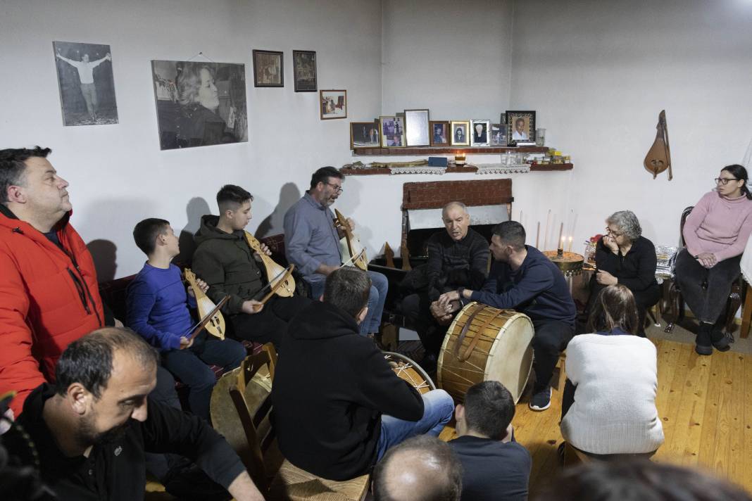 ''Anastenaria'' Ritüeli Düzenlendi: Yalın Ayak Ateşte Yürüdüler 19