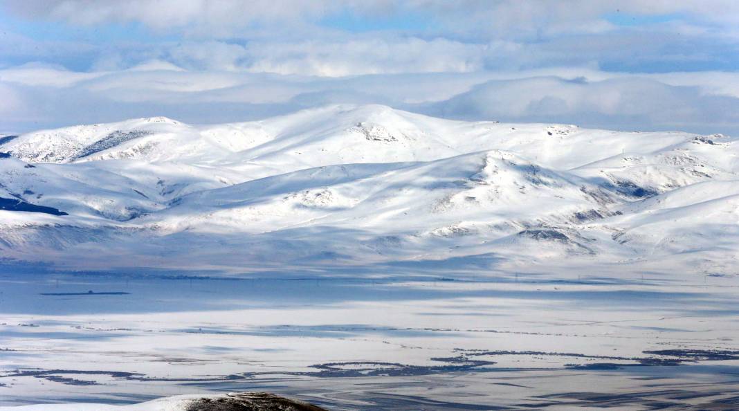 Ardahan'ı Kar Vurdu: İnanılmaz Görüntüler Ortaya Çıktı - Fotoğraf: 9
