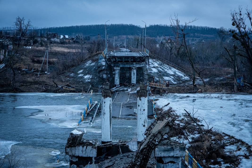 Donetsk'te Savaşın İzleri: İşte Savaşın Acı İzleri 3