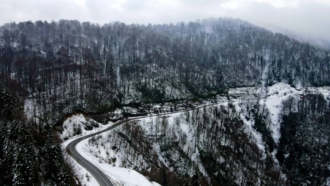 Sakarya Beyaza Büründü: Drone İle Eşsiz Görüntüler Ortaya Çıktı 5