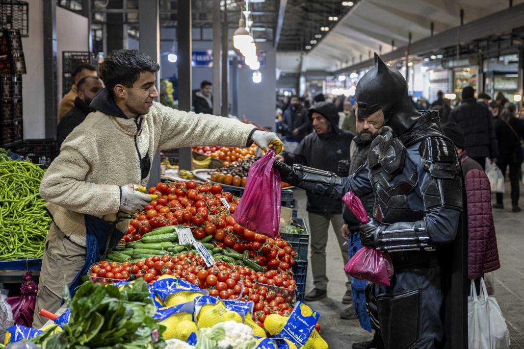 Ankaralı Batman Ali: Pelerinimi Teyzemle Diktik 13