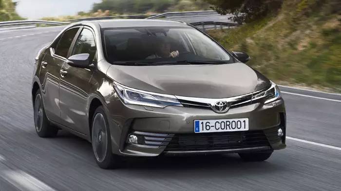 Dünyanın En Çok Araba Satan Markası Toyota O Modelinde 250 Bin Lira İndirime Gitti! Alıcılar Bu Kadarını Beklemiyordu - Fotoğraf: 3