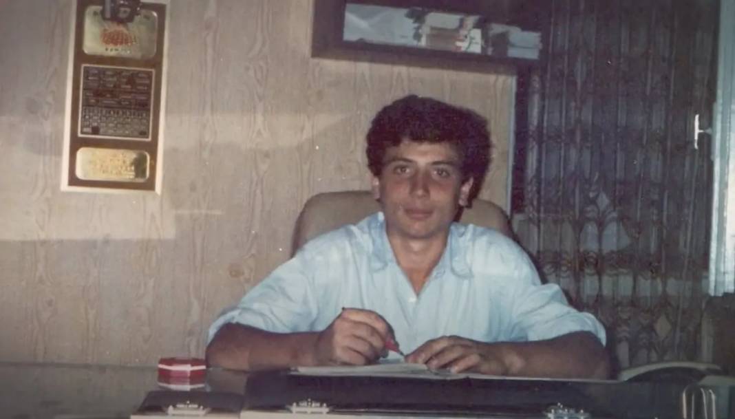 Ekrem İmamoğlu'nun Daha Önce Hiç Görülmeyen Gençlik ve Çocukluk Fotoğrafları Ortaya Çıktı! 4