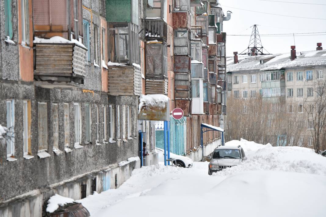 Rusya'nın Doğusundaki Avrupa'nın En Kuzey Büyük Dördüncü Şehrinde Zor Kış Şartları 3