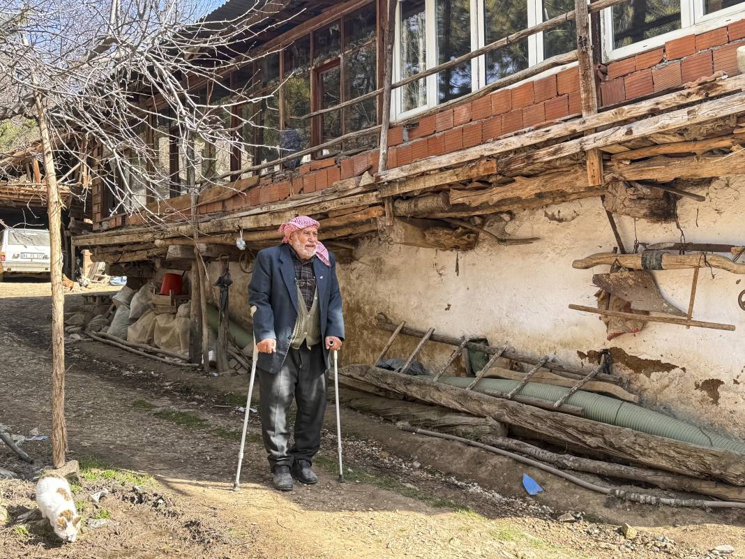 Asırlık Su Değirmeninde 54 Yıldır Buğday Öğütüyor 5