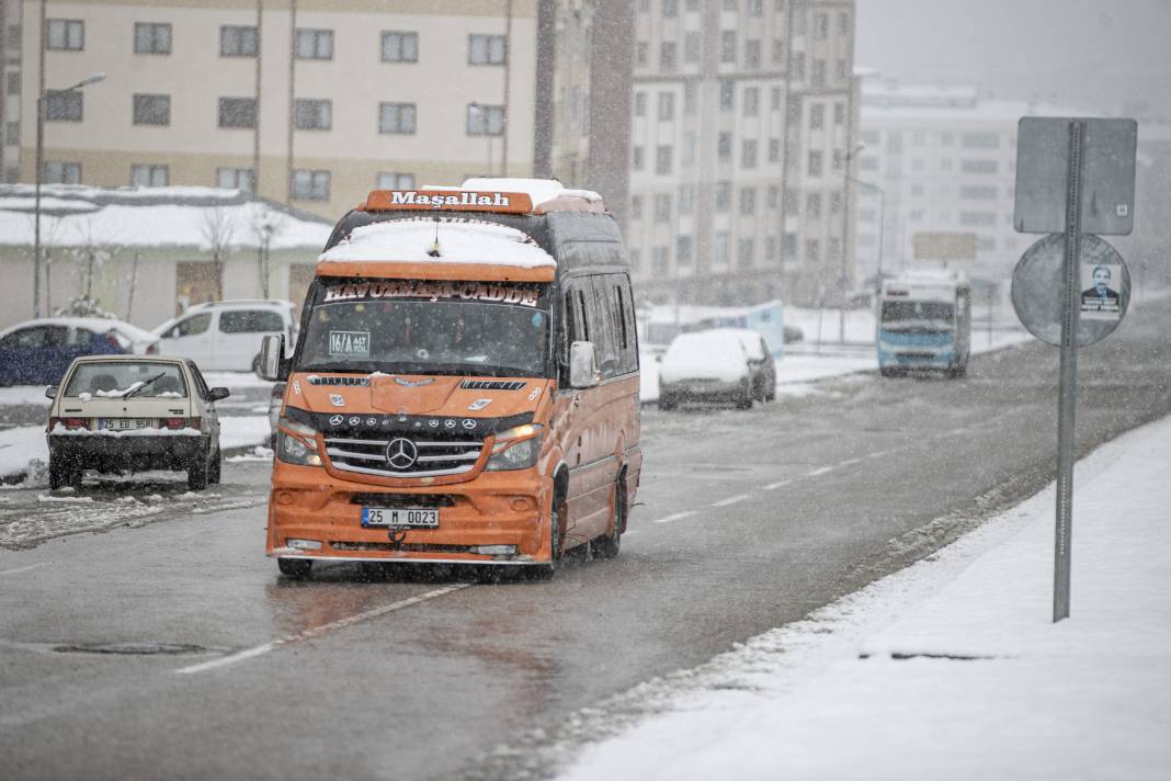 Kar ve Tipi: Erzurum ve Kars'ta 341 Yerleşim Yerine Ulaşım Sağlanamıyor! 37
