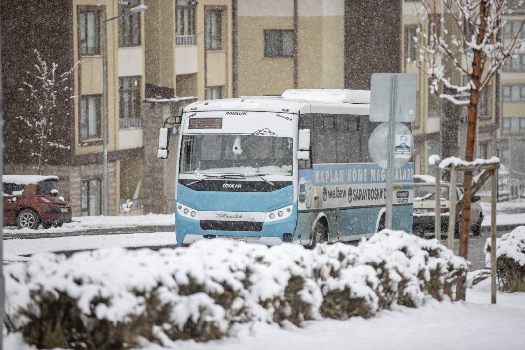Kar ve Tipi: Erzurum ve Kars'ta 341 Yerleşim Yerine Ulaşım Sağlanamıyor! 24