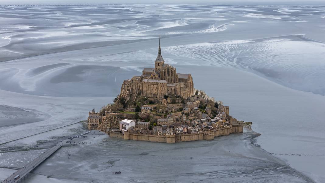 Mont Saint Michel: Bazen Ada, Bazen Yarımada! Yüzyılın Gelgiti Burada Yaşanmıştı 12