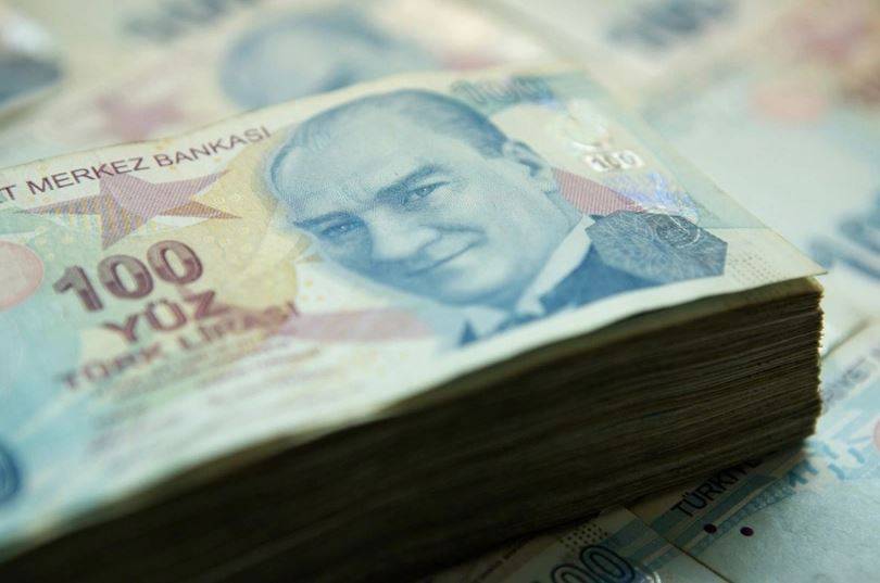 Dolar Mı, Altın Mı, Faiz Mi? Ünlü Ekonomist, "Vatandaşın Cebindeki Parayı Koruyan Tek Alternatif" Diye Onu İşaret Etti! 16