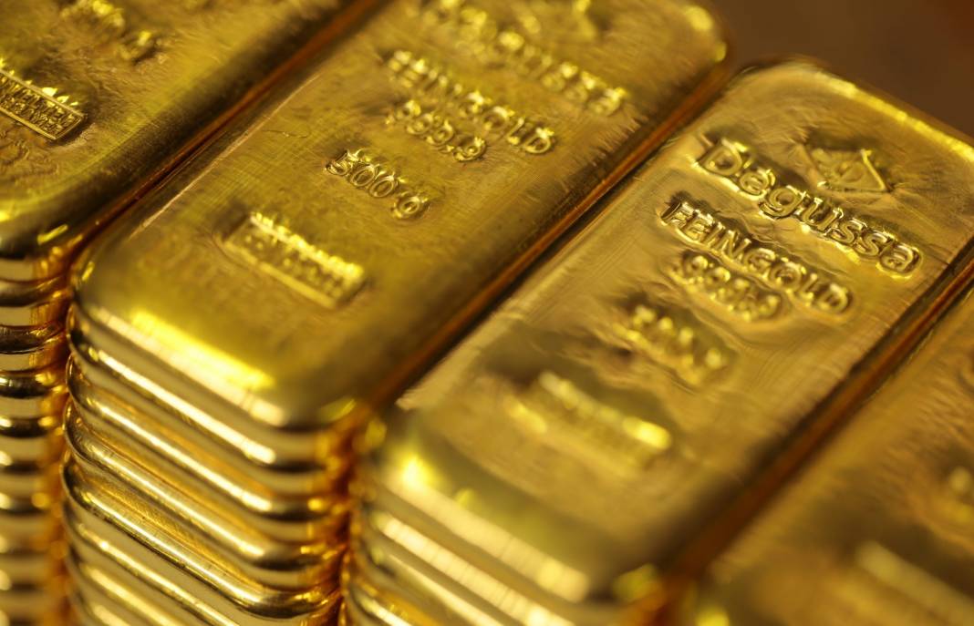 Ünlü Ekonomist Borsa Mı, Dolar Mı, Euro Mu Tartışmasına Noktayı Koydu! 'Altın Kural; Altını Olan Kuralı Koyar' 9