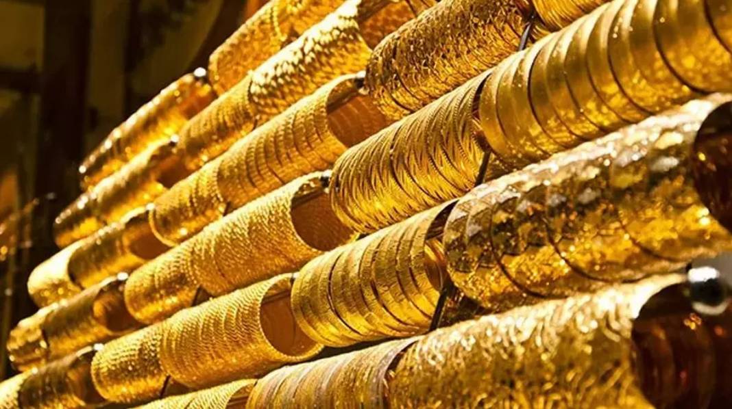Ünlü Ekonomist Borsa Mı, Dolar Mı, Euro Mu Tartışmasına Noktayı Koydu! 'Altın Kural; Altını Olan Kuralı Koyar' 3