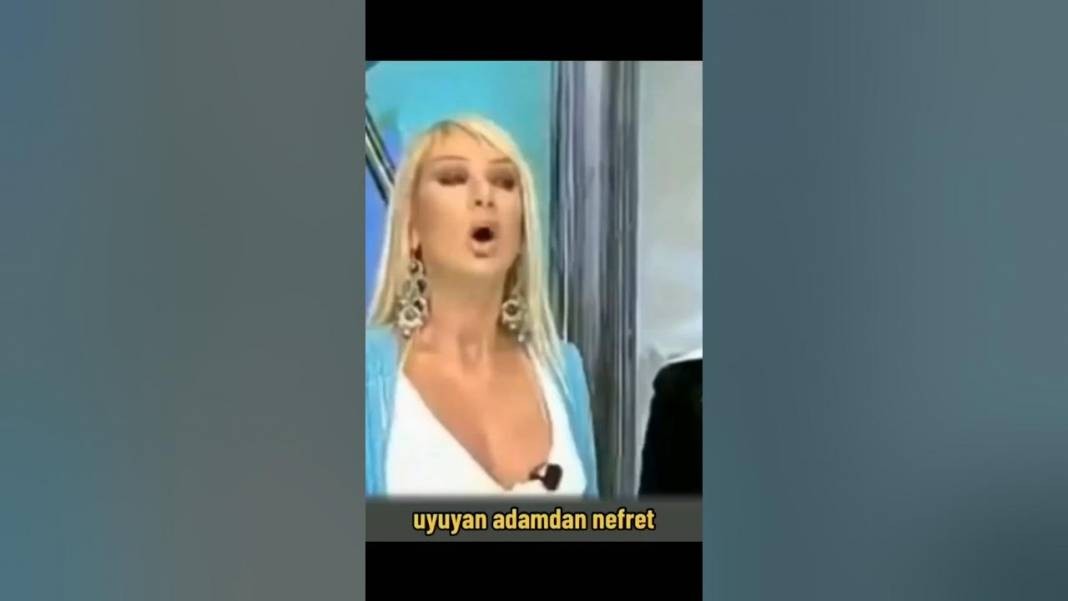 Seda Sayan'ın 'Kadırgalı' Lakabını Hak Ettiği Bomba Magazin Olayları! 12
