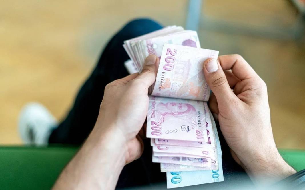 Bankalar Mevduat Faizlerini 2 Katına Çıkarıyor! İşte 1,5 Milyon TL'nin 32 Günlük Getirisi 10