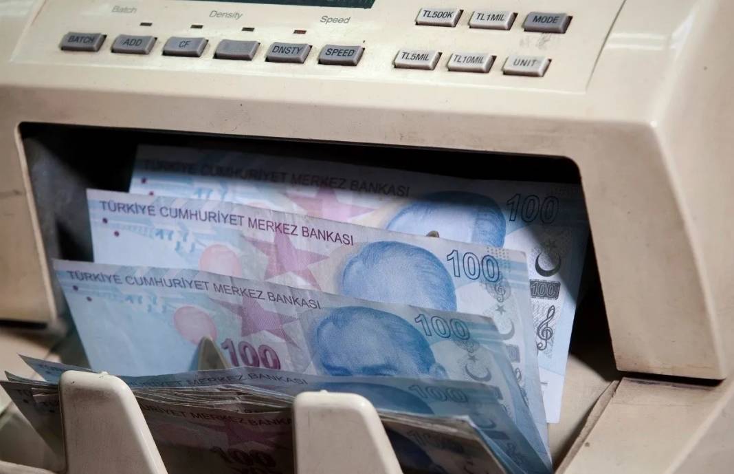 Yarış Kızıştı: Bankaların Faiz Getirisini Duyan Koştu! 100 Bin Liraya 70 Bin Lira Faiz Getirisi… 7
