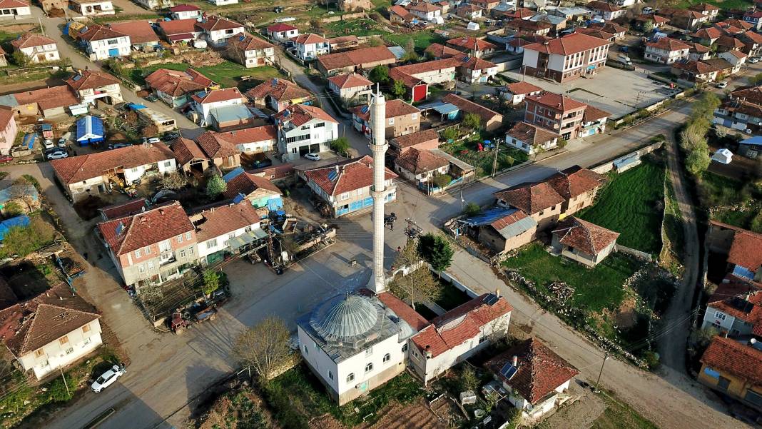 Tokat Sulusaray Depremi: Camiler ve Geleneksel Kerpiç Yapılar Hasar Aldı! 5
