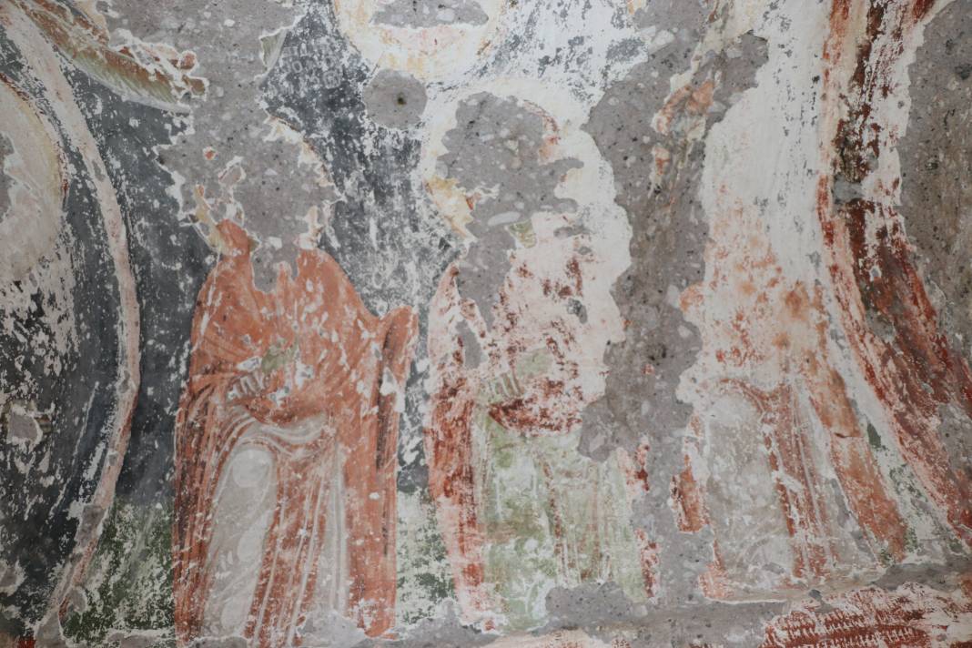 Kapadokya'nın giriş kapısı olarak bilinen vadideki tarihi kilisenin hali içler acısı! Bu hale getirmişler 12