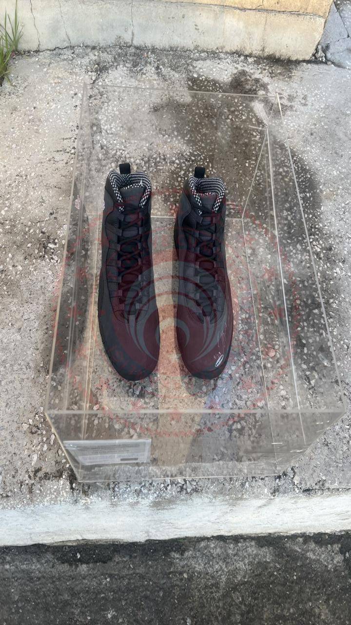 Dünyanın Efsanevi Basketbolcusunun İmzaladığı 3 Ayakkabı Türkiye'de Satışta, Fiyatı Servet Gibi! Gördüğünüz de Şaşıracaksınız 9