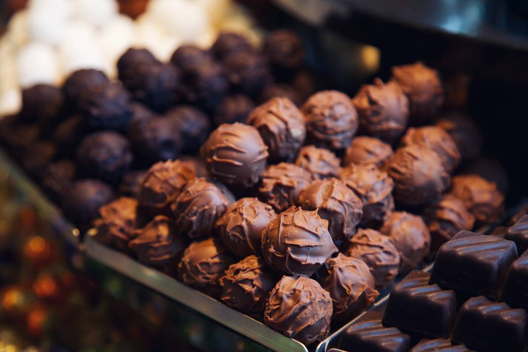 Bayram Alışverişine Çıkanlar Dikkat: Herkes Çikolata Zannederek Alıyor! Çocuklar için Çok Tehlikeli Olduğu Ortaya Çıktı 4