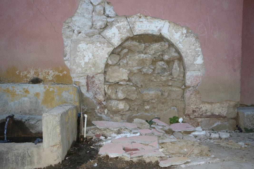 Tokat'ki Depremler Ortaya Çıkardı! Üzeri Sıva İle Kapatılmış: Osmanlı Dönemine Ait... 6