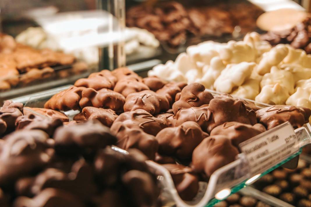 Bayram Alışverişine Çıkanlar Dikkat: Herkes Çikolata Zannederek Alıyor! Çocuklar için Çok Tehlikeli Olduğu Ortaya Çıktı 6