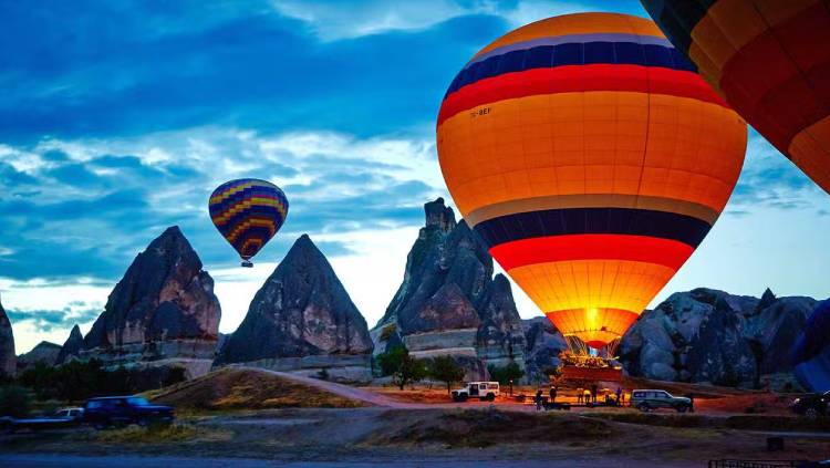Kapadokya Yüzde 98 Doluluğa Ulaştı: Bayram Tatiliyle Turist Akını Başladı 19