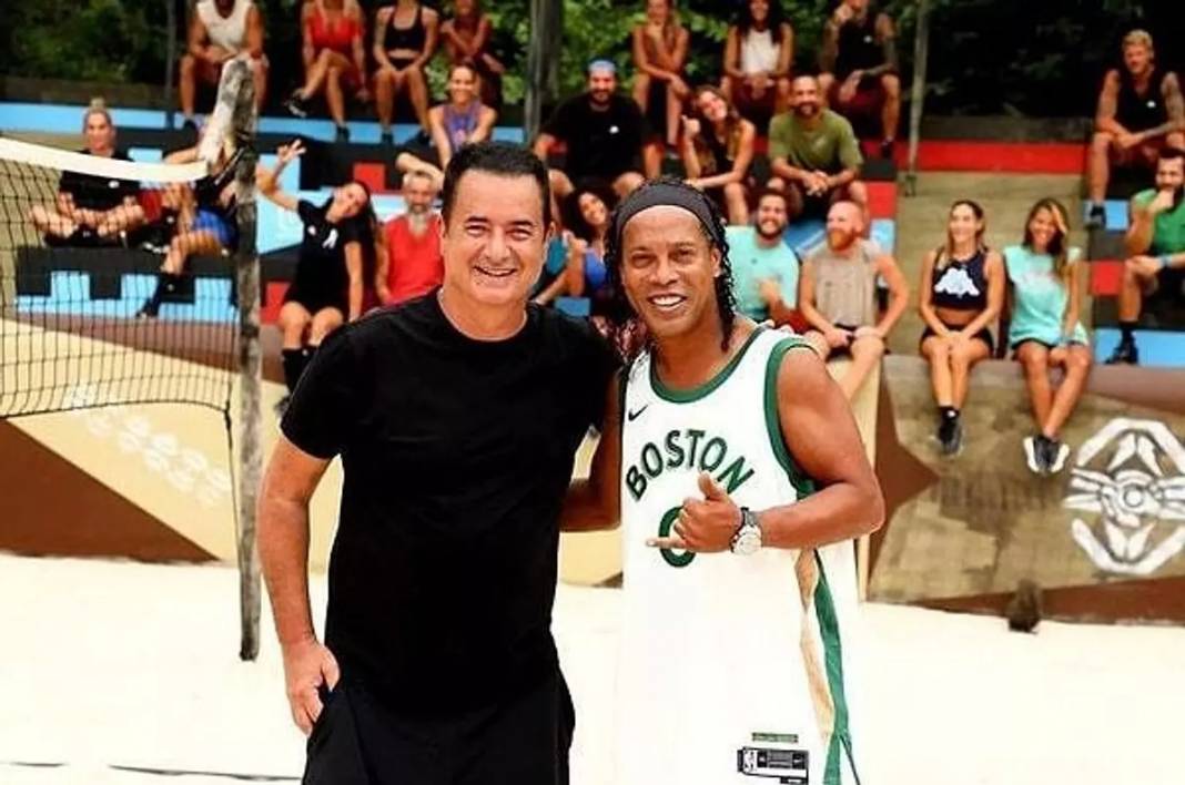 Survivor'dan Brezilya'ya! Aysu ve Ronaldinho Görüşmeye Başladı 1