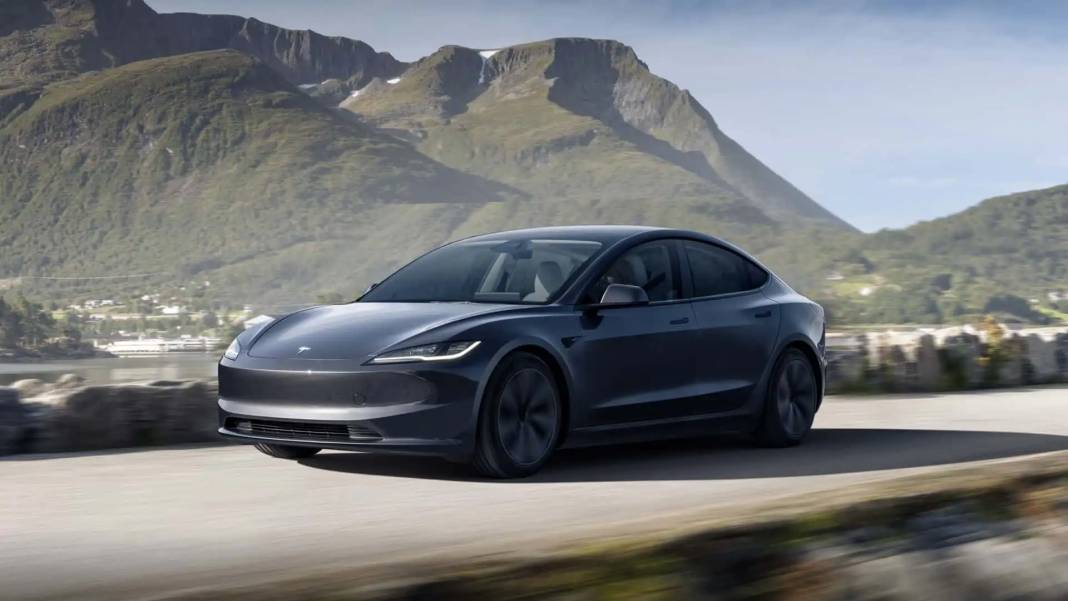 Hız, Güç, Menzil... Mayıs Ayında Yollarda Olacak Tesla Model 3 Tanıtıldı 2