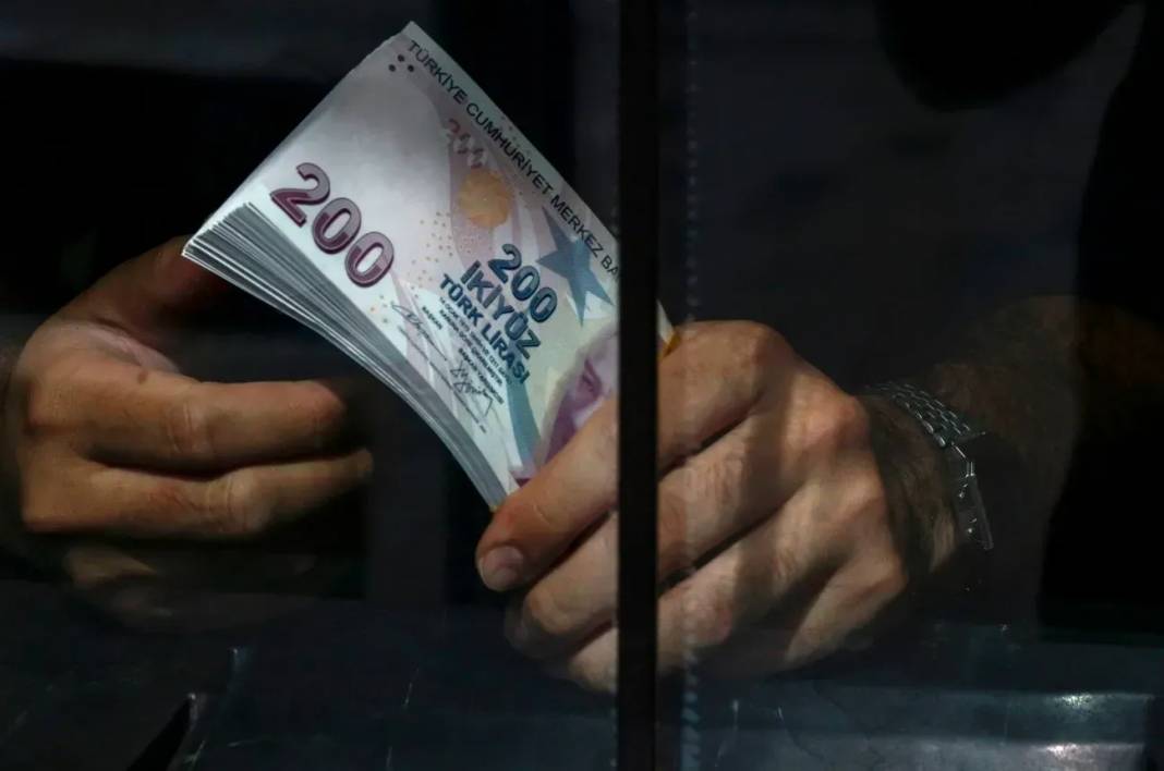 Yarış Kızıştı: Bankaların Faiz Getirisini Duyan Koştu! 100 Bin Liraya 70 Bin Lira Faiz Getirisi… 4