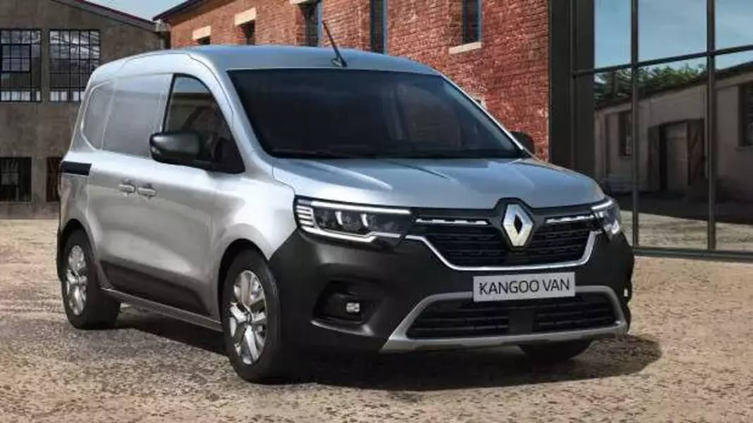 Renault Kangoo 900 Bin TL Bandında Satışa Sunuluyor! Hafif Ticaride Elektrikli Model 2