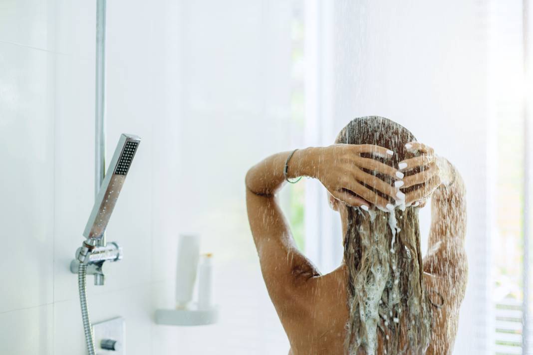 Uzmanlar, Gece Veya Sabah Duş Almanın Sağlık Açısından Hangisinin Daha İyi Olduğunu Açıkladı. Peki, Hangi Saat Daha Sağlıklı? 6