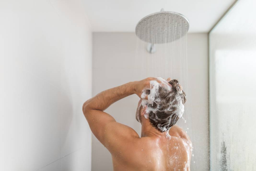 Uzmanlar, Gece Veya Sabah Duş Almanın Sağlık Açısından Hangisinin Daha İyi Olduğunu Açıkladı. Peki, Hangi Saat Daha Sağlıklı? 7