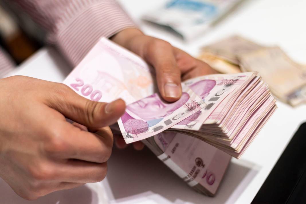 Bankaların Mevduat Faizi Yükseldi! 2 Milyon Lira Yatırırsanız 32 Gün Sonra Ne Kadar Faiz Kazanırsınız? 7