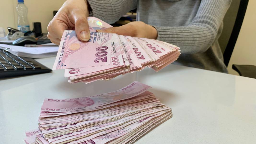 Bankaların Mevduat Faizi Yükseldi! 2 Milyon Lira Yatırırsanız 32 Gün Sonra Ne Kadar Faiz Kazanırsınız? 1