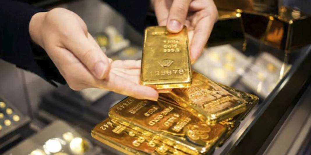 Elinde Altın Olanlar Dikkat! Altın Yatırımcılarına Müjde: Dev Bankadan Yıl Sonu Altın Tahmini Arttı 5